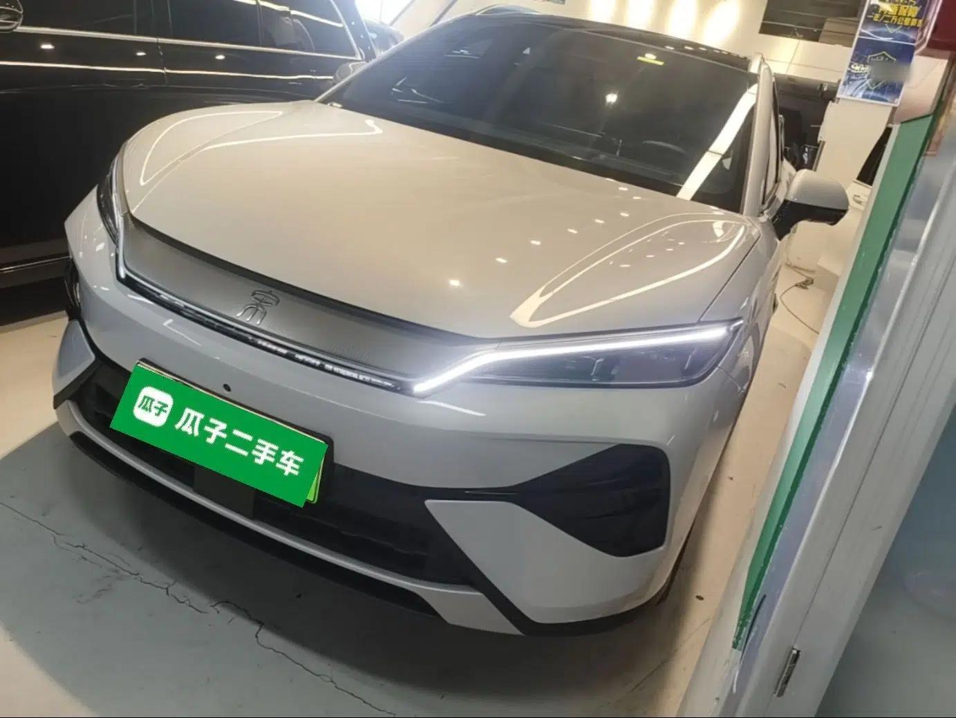 BYD Song Ultra EV 2026 Model 710KM Excellence Version — миниатюра 1