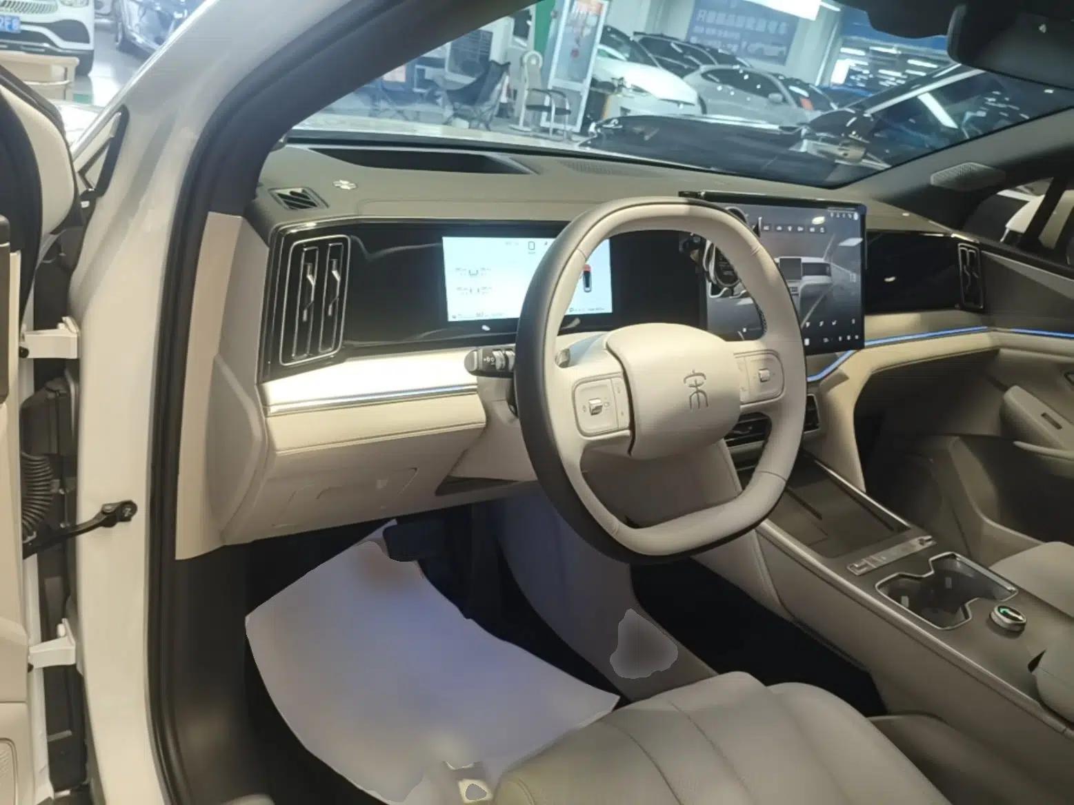 BYD Song Ultra EV 2026 Model 710KM Excellence Version — миниатюра 12