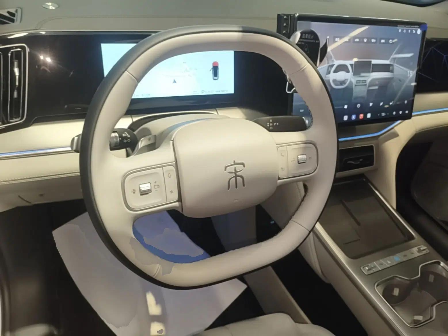 BYD Song Ultra EV 2026 Model 710KM Excellence Version — миниатюра 13