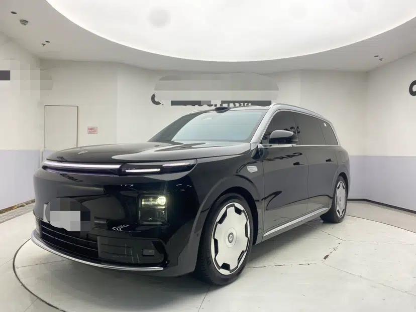 Leapmotor D19 2026 Range-Extended 500 Smart Luxury Edition Seven-Seat — миниатюра 1