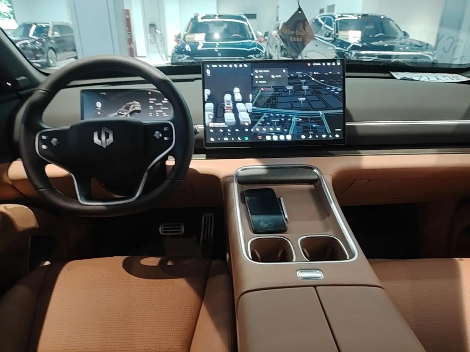 Leapmotor D19 2026 Range-Extended 500 Smart Luxury Edition Seven-Seat — миниатюра 17