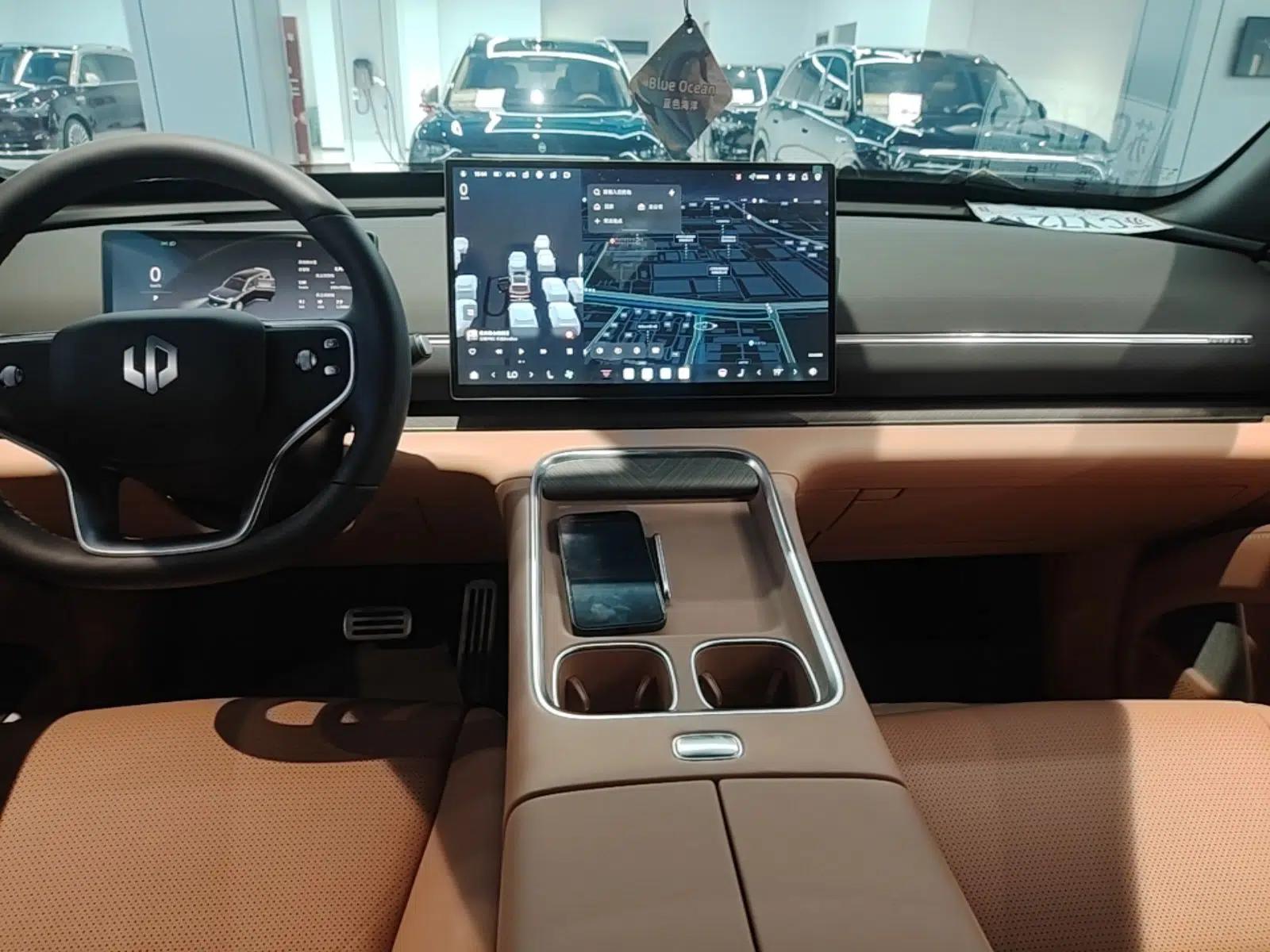 Leapmotor D19 2026 Range-Extended 500 Smart Luxury Edition Seven-Seat — миниатюра 21