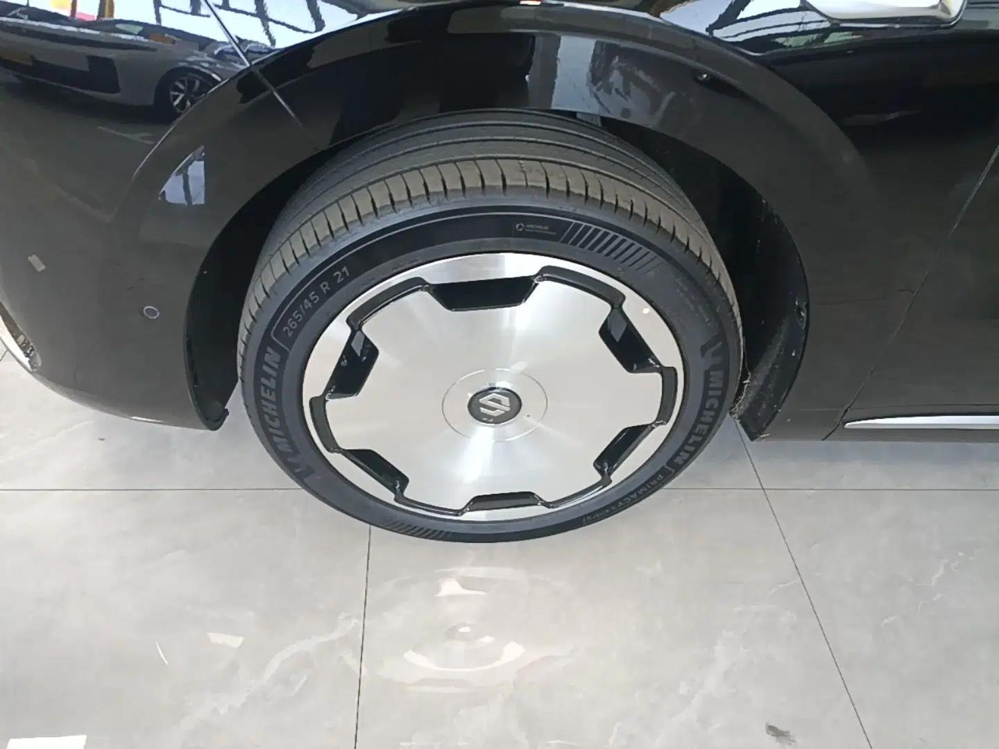Leapmotor D19 2026 Pure Electric 720 Smart Luxury Edition Six-Seat — миниатюра 10