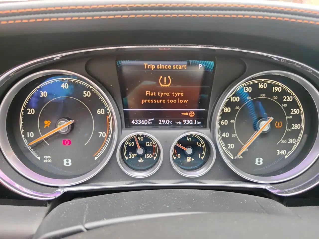 Bentley Continental GT Bentley Continental GT, 4.0L V8, automatic, 4 seats (parallel import) — миниатюра 12