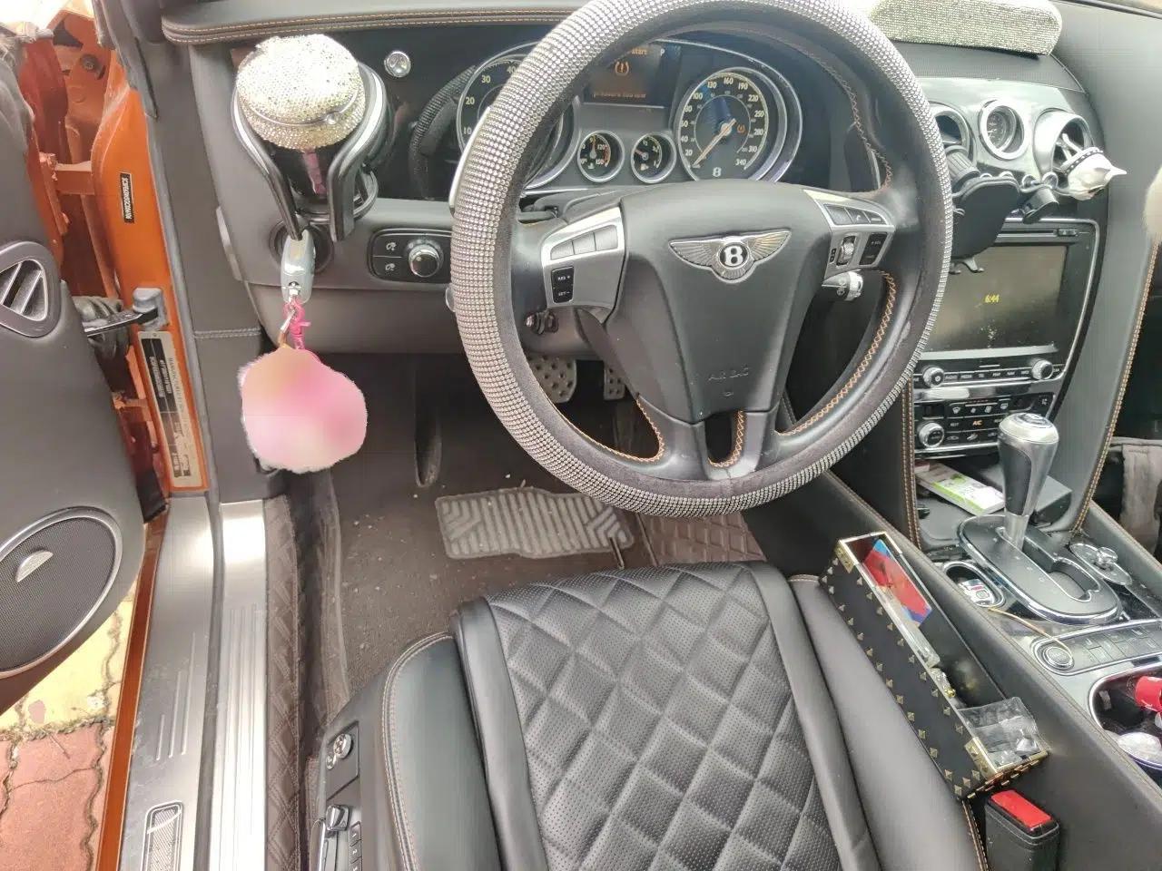 Bentley Continental GT Bentley Continental GT, 4.0L V8, automatic, 4 seats (parallel import) — миниатюра 10