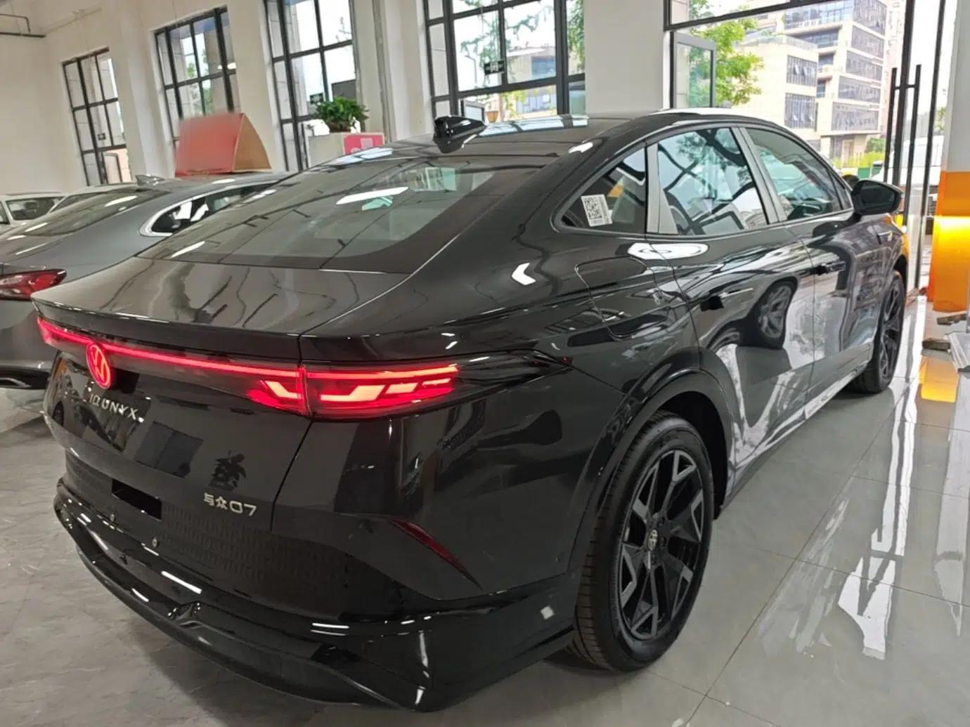 Volkswagen Zhongyu 07 2026 Model Pure — миниатюра 6