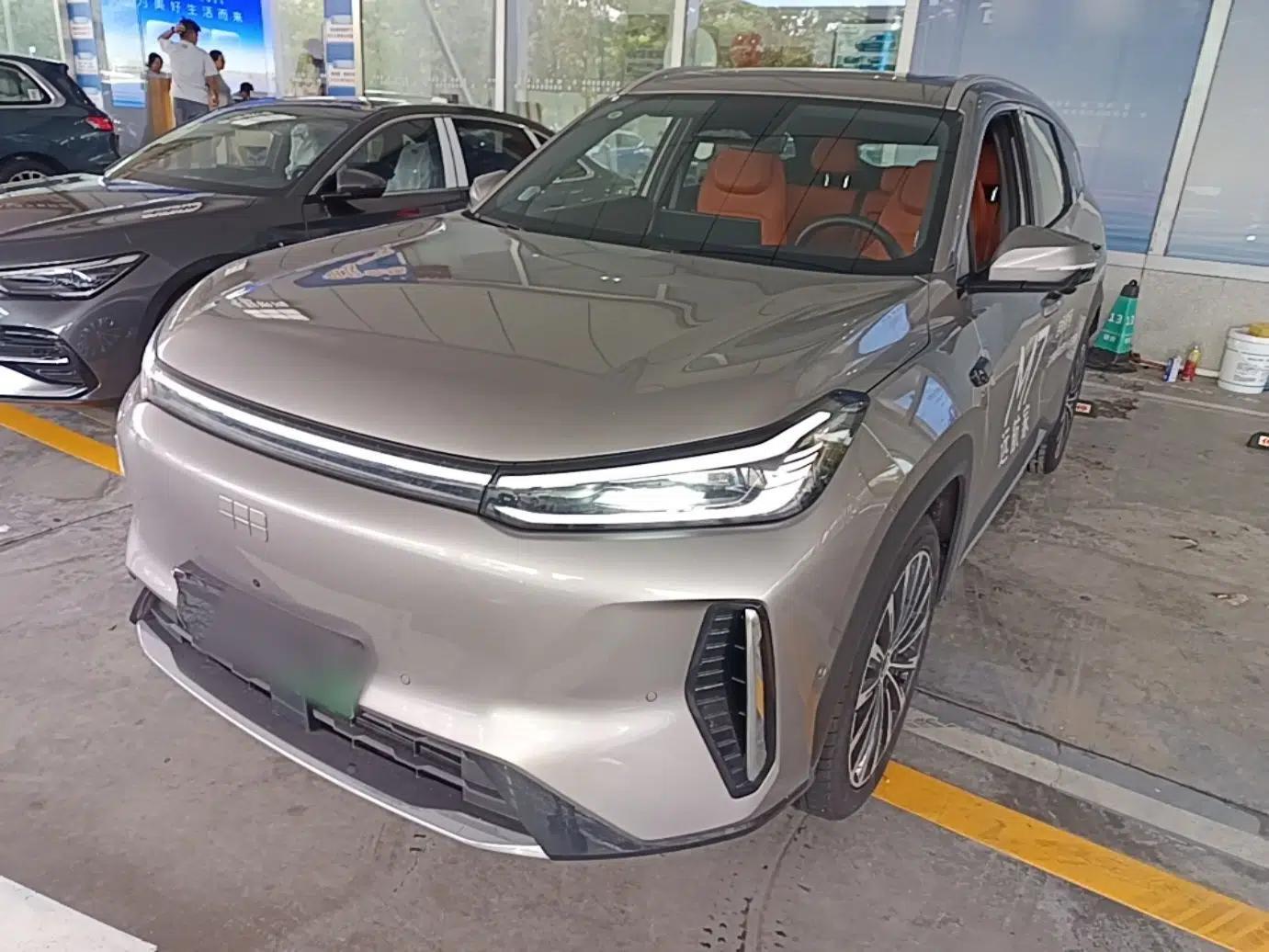 Geely Galaxy M7 2026 Model Yuanyoujia 225km Starship Edition — миниатюра 1