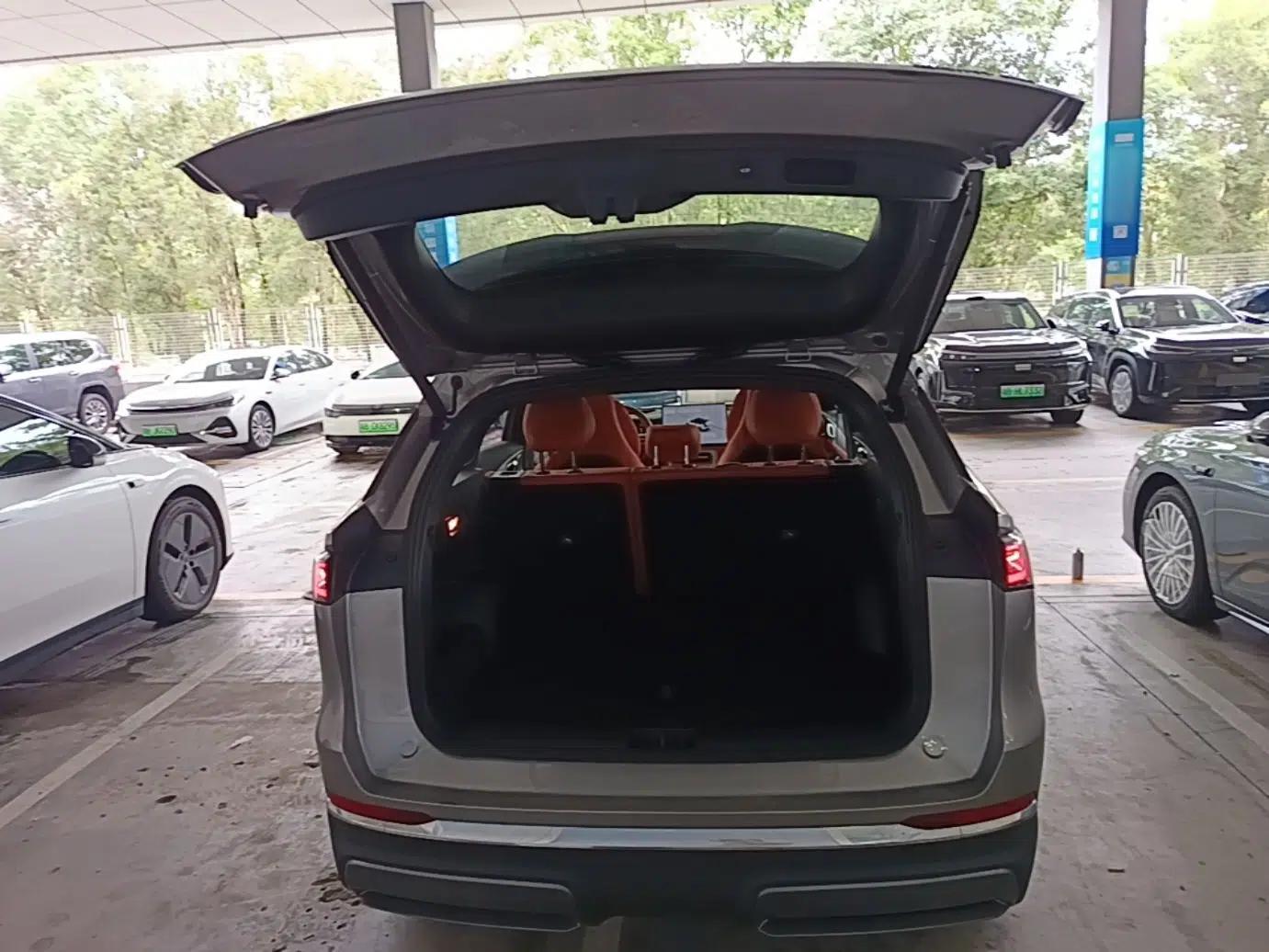 Geely Galaxy M7 2026 Model Yuanyoujia 225km Starship Edition — миниатюра 22