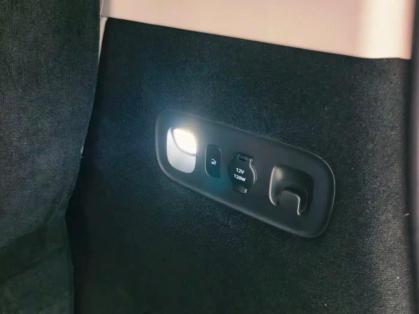 Leapmotor D99 2026 Pure Electric 700 Smart Edition — миниатюра 27
