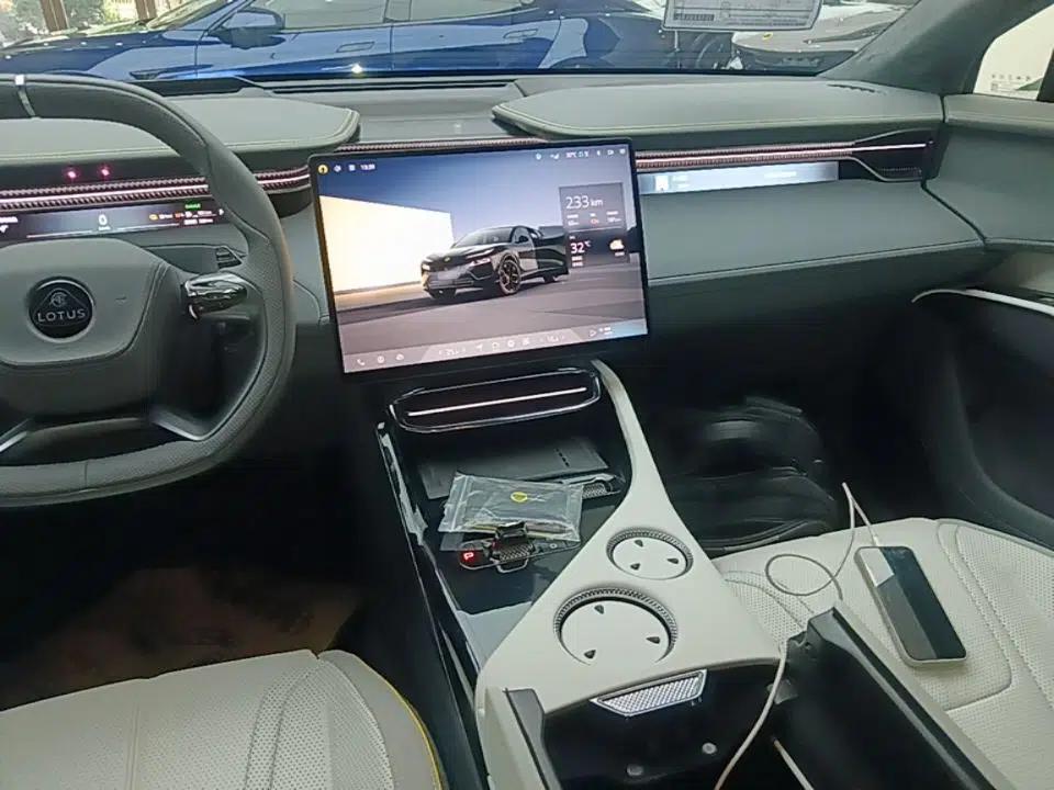 Lotus FOR ME 2026 Model For Me — миниатюра 20