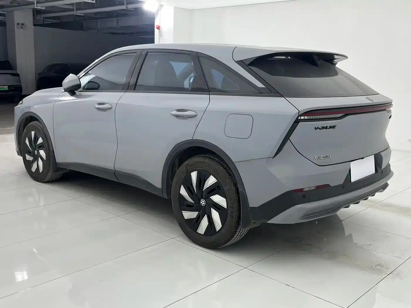 Venucia V DD-i 2023 Model 110km iE Edition — миниатюра 2