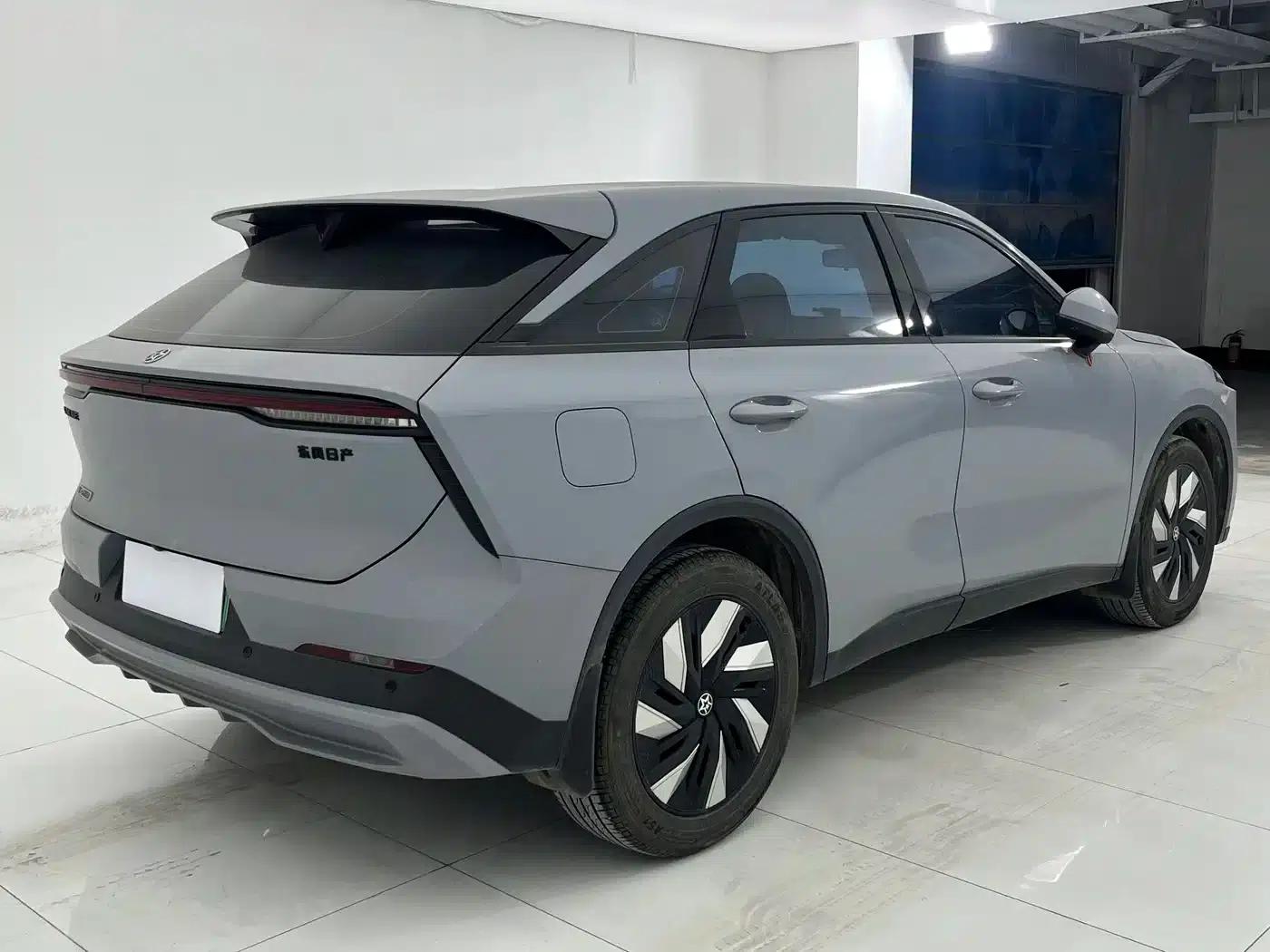 Venucia V DD-i 2023 Model 110km iE Edition — миниатюра 3