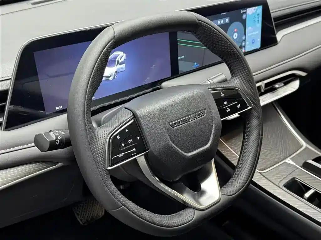 Venucia V DD-i 2023 Model 60km iD Edition — миниатюра 6