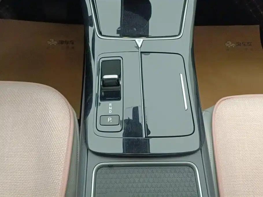 Venucia V DD-i 2023 Model 110km iE Edition — миниатюра 16