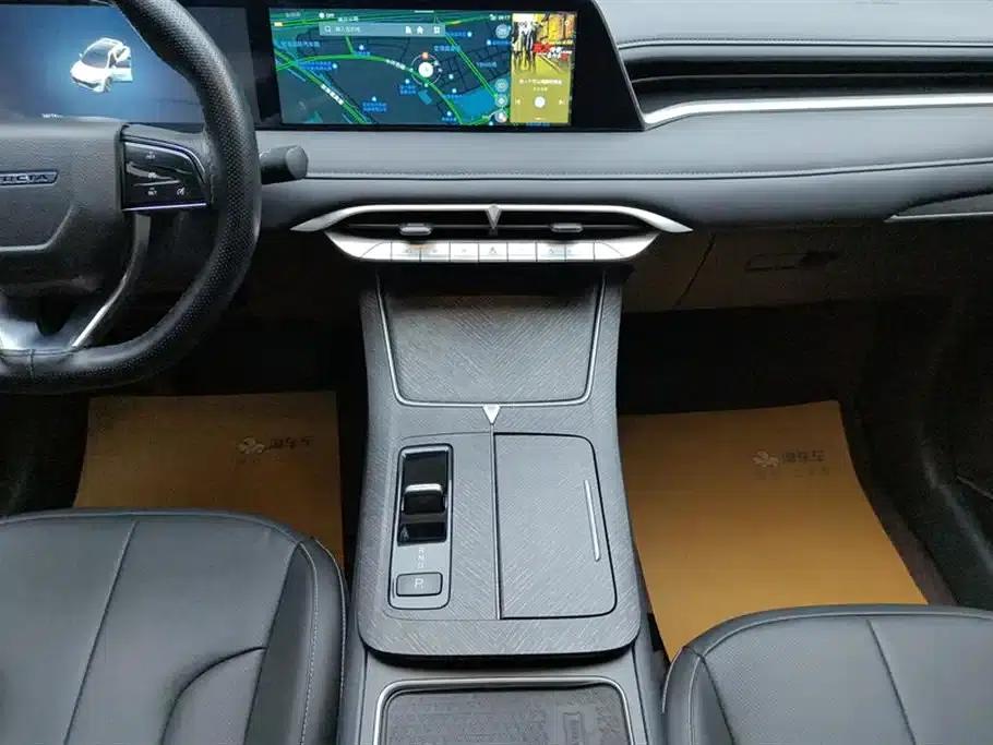 Venucia V DD-i 2023 Model 110km iE Edition — миниатюра 16