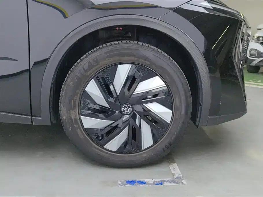 Venucia V DD-i 2023 Model 110km iE Edition — миниатюра 6