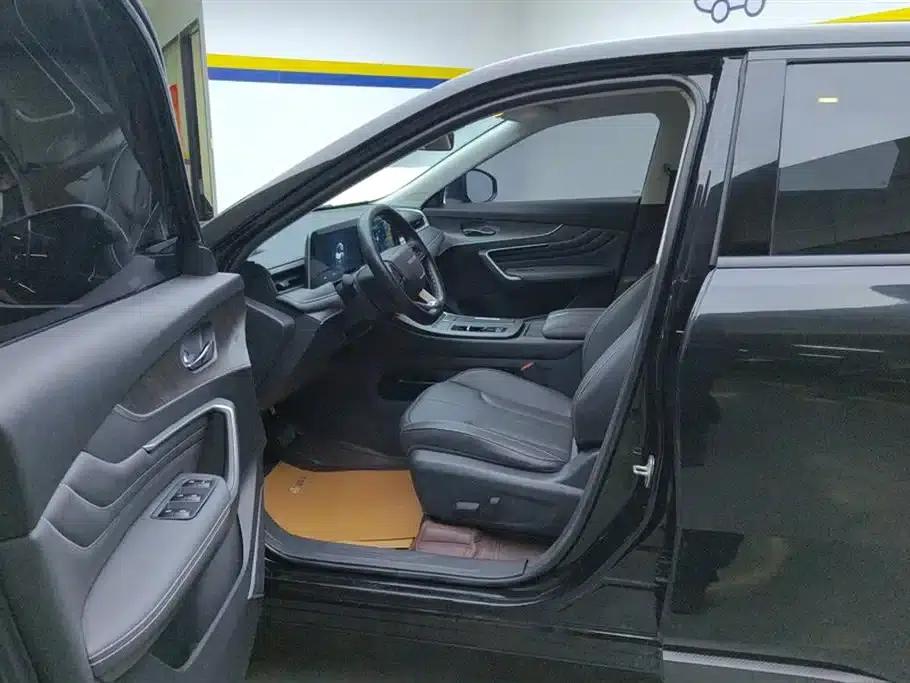 Venucia V DD-i 2023 Model 110km iE Edition — миниатюра 9