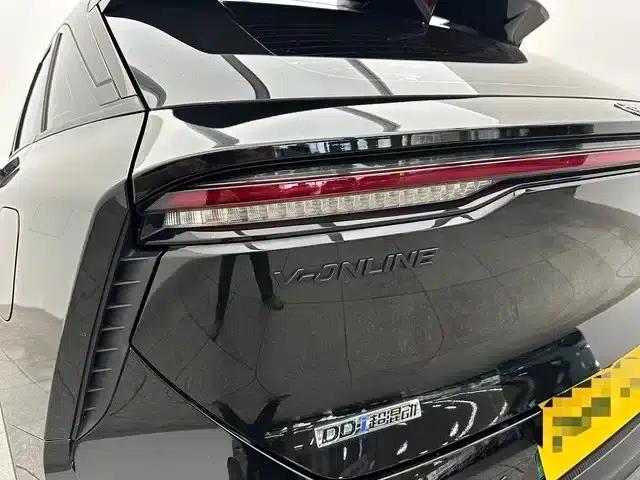 Venucia V DD-i 2023 Model 110km iE Edition — миниатюра 18