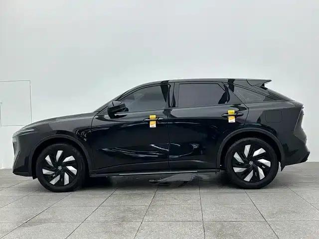 Venucia V DD-i 2023 Model 110km iE Edition — миниатюра 8