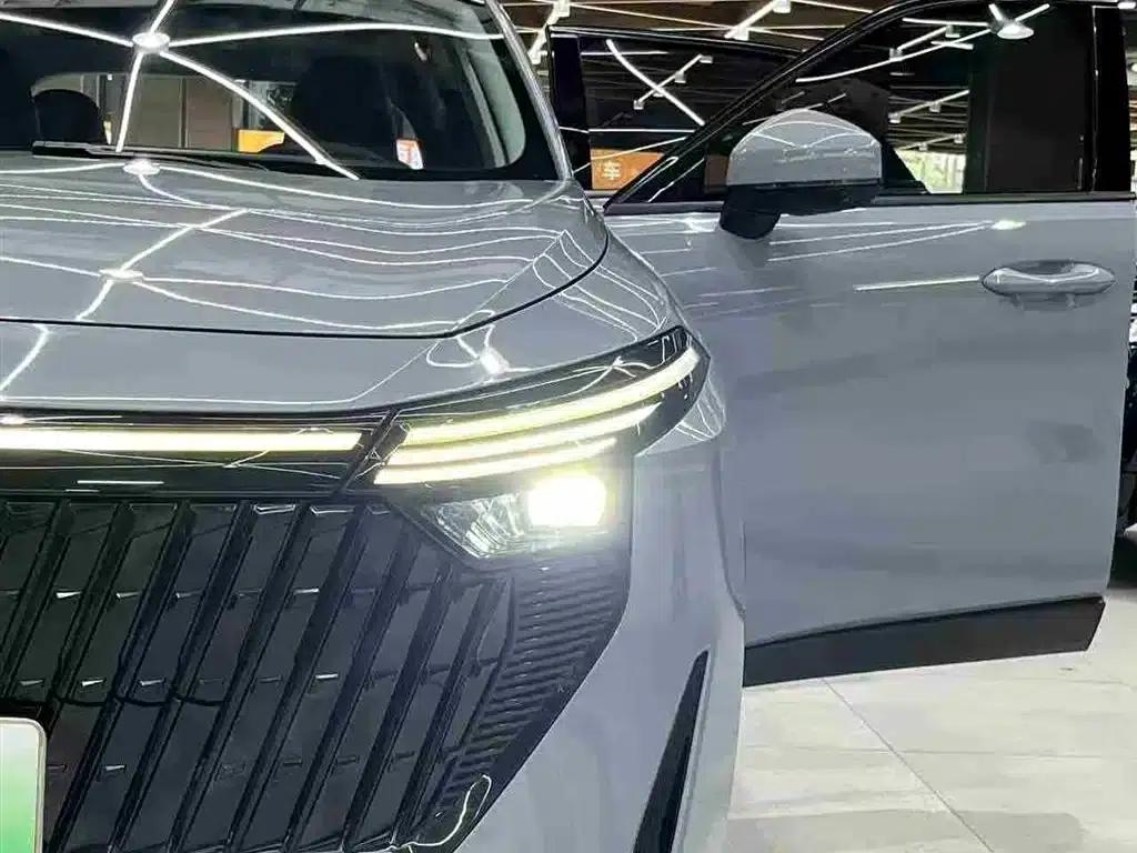 Venucia V DD-i 2023 Model 110km iE Edition — миниатюра 11