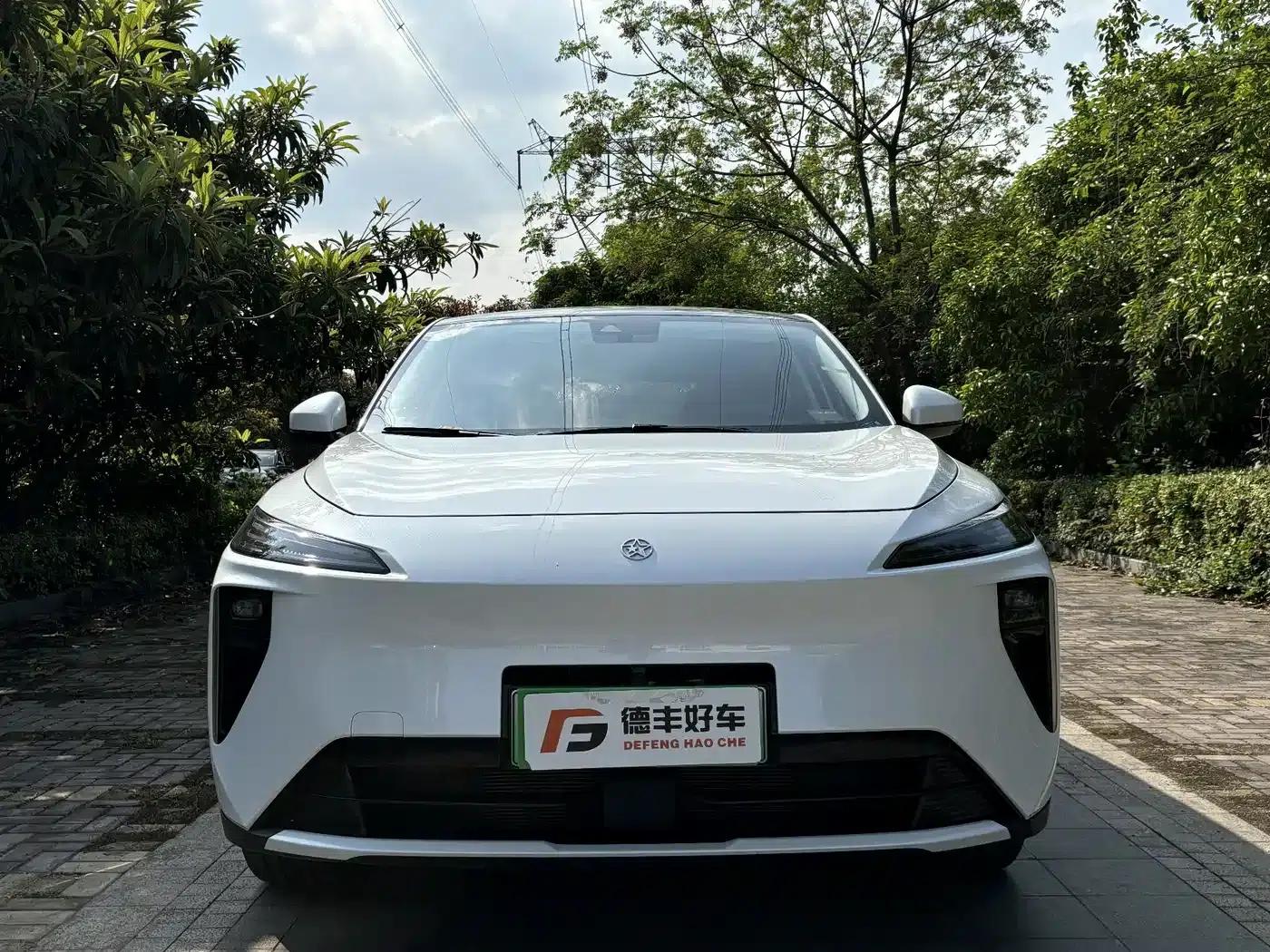 Venucia V DD-i 2025 Orca 150km Joyful Edition — миниатюра 2
