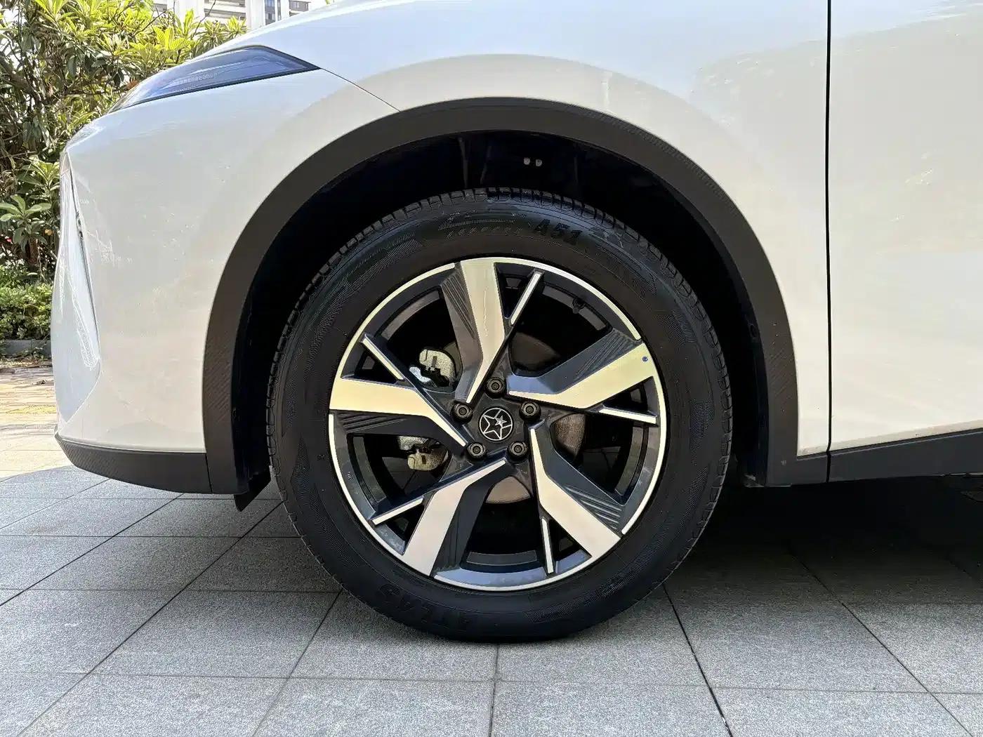 Venucia V DD-i 2025 Orca 150km Joyful Edition — миниатюра 5