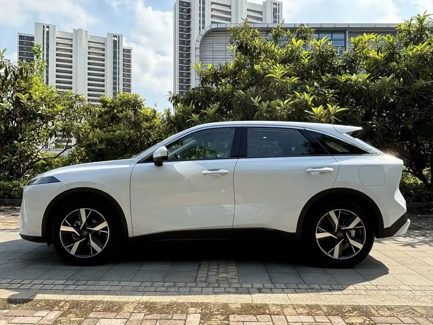 Venucia V DD-i 2025 Orca 150km Joyful Edition — миниатюра 6