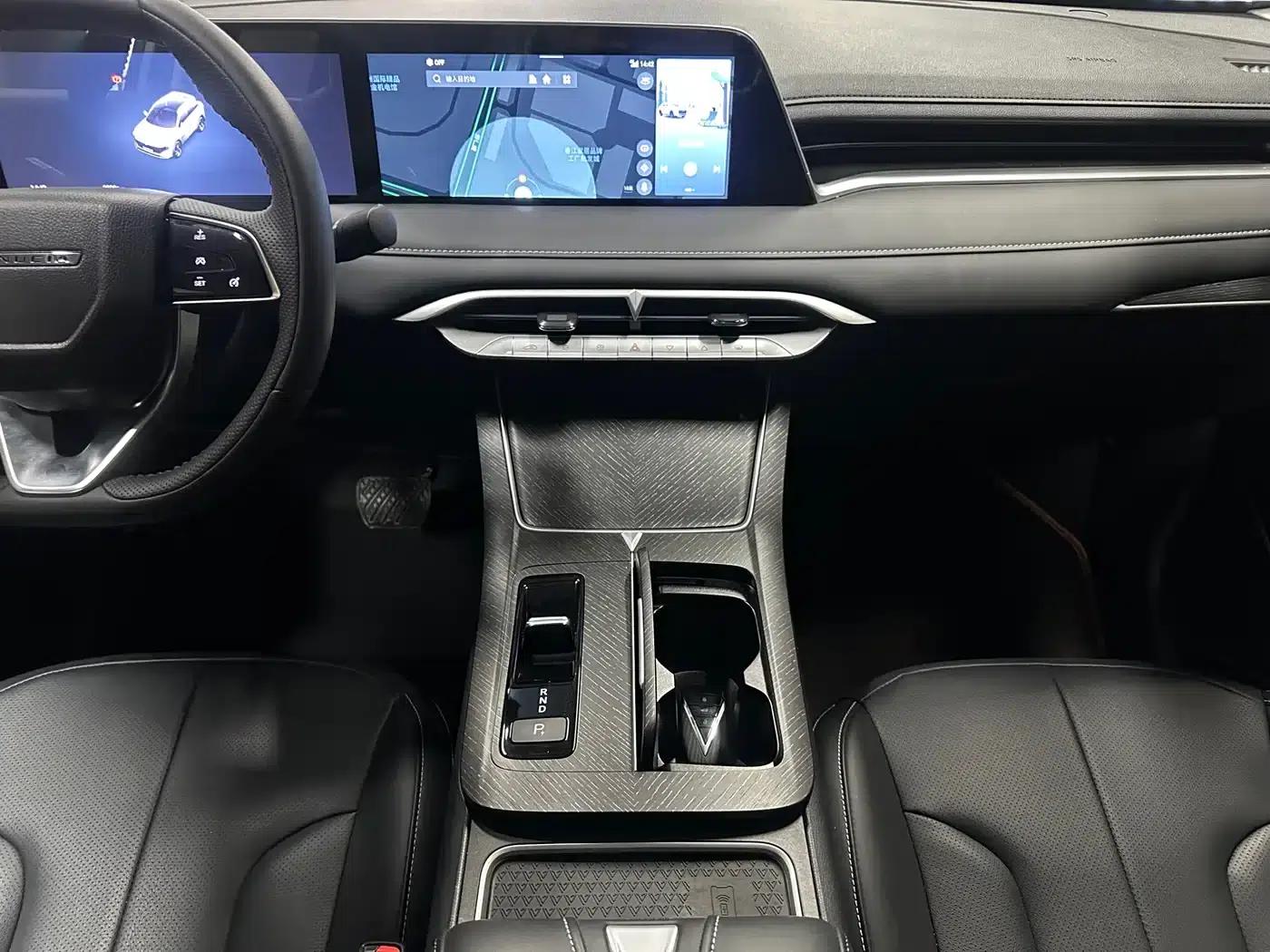 Venucia V DD-i 2023 Model 110km iE Edition — миниатюра 11