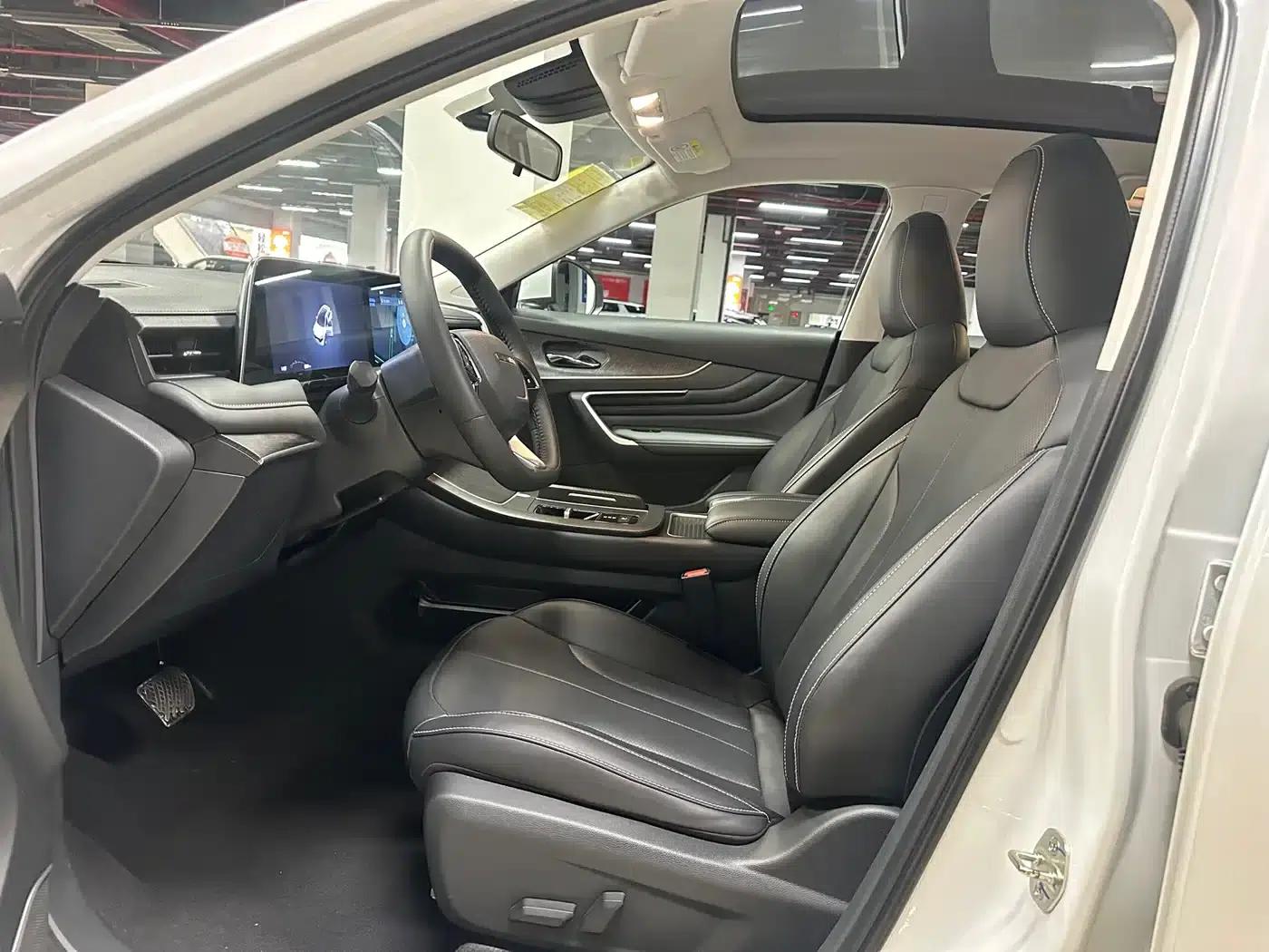 Venucia V DD-i 2023 Model 110km iE Edition — миниатюра 14