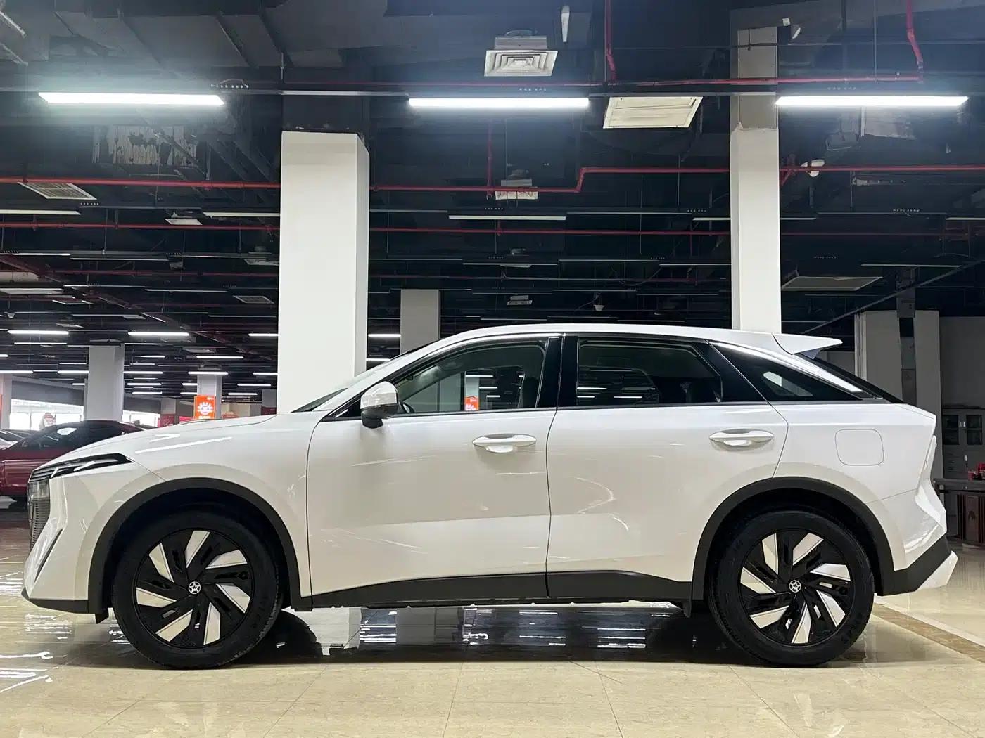 Venucia V DD-i 2023 Model 110km iE Edition — миниатюра 7