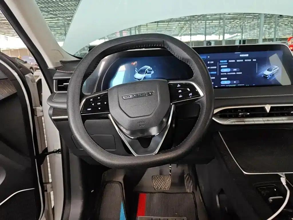 Venucia V DD-i 2023 Model 110km iE Edition — миниатюра 3