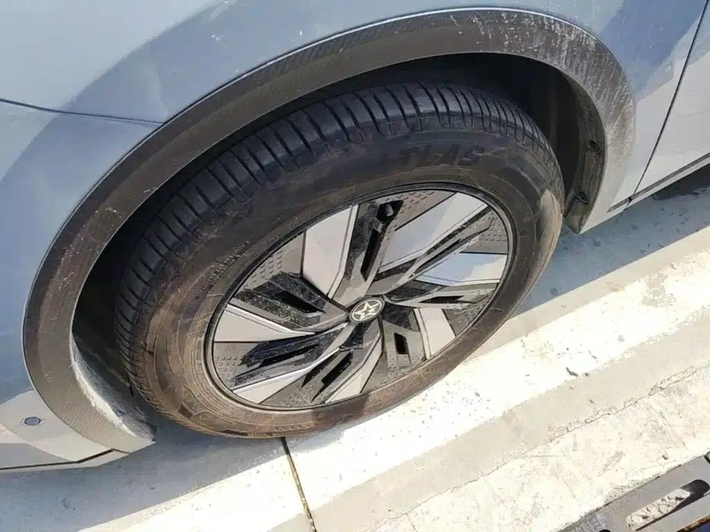 Venucia V DD-i 2023 Model 110km iT Edition — миниатюра 23