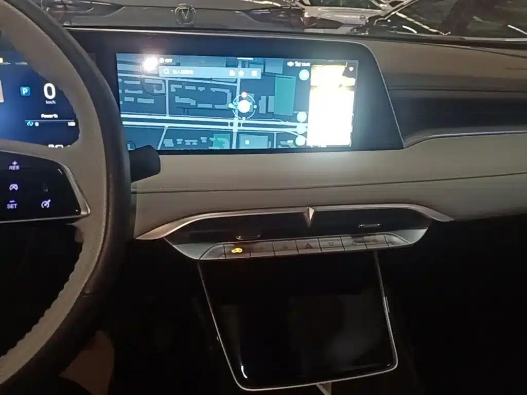Venucia V DD-i 2023 Model 110km iE Edition — миниатюра 10