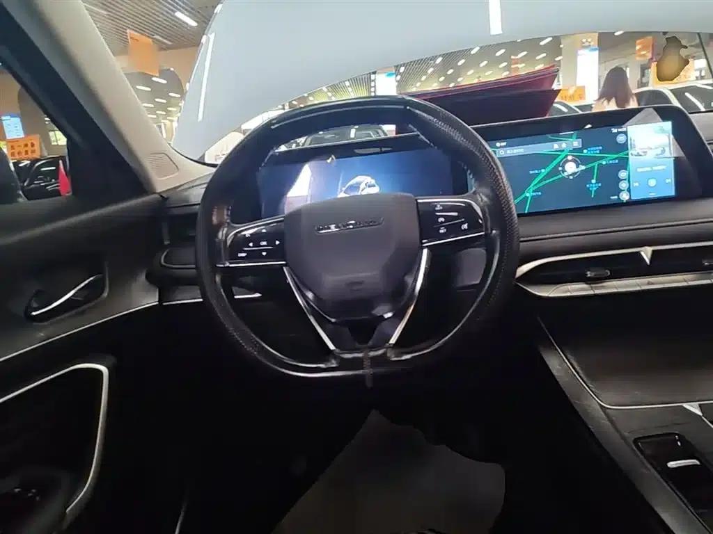 Venucia V DD-i 2023 Model 60km iD Edition — миниатюра 11