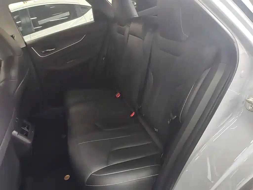 Venucia V DD-i 2023 Model 60km iD Edition — миниатюра 17