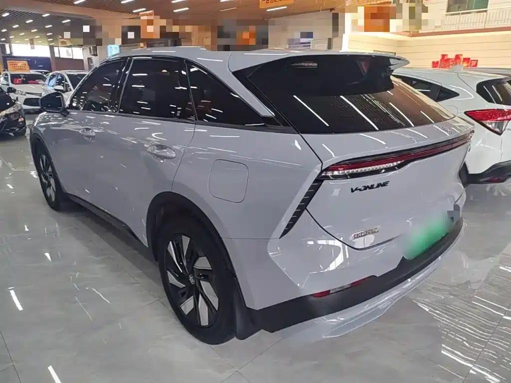 Venucia V DD-i 2023 Model 60km iD Edition — миниатюра 5