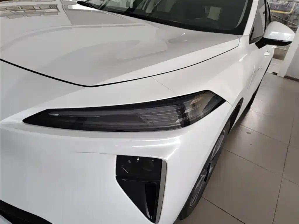 Venucia V DD-i 2025 Orca 150km Joyful Edition — миниатюра 24