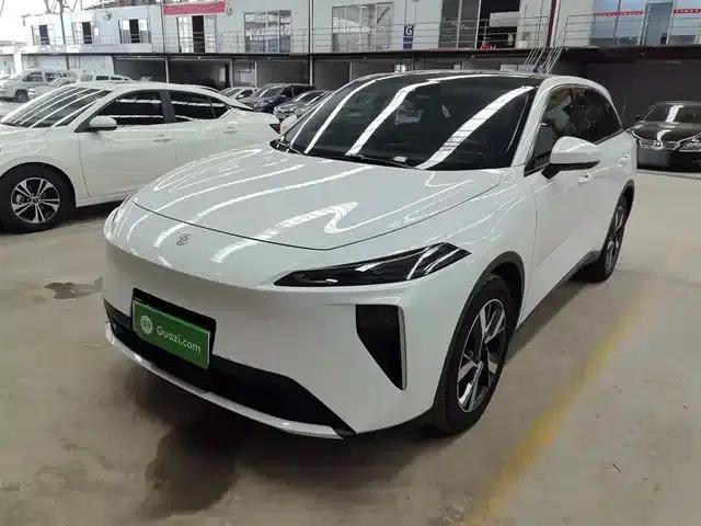 Venucia V DD-i 2025 Orca 150km Joyful Edition