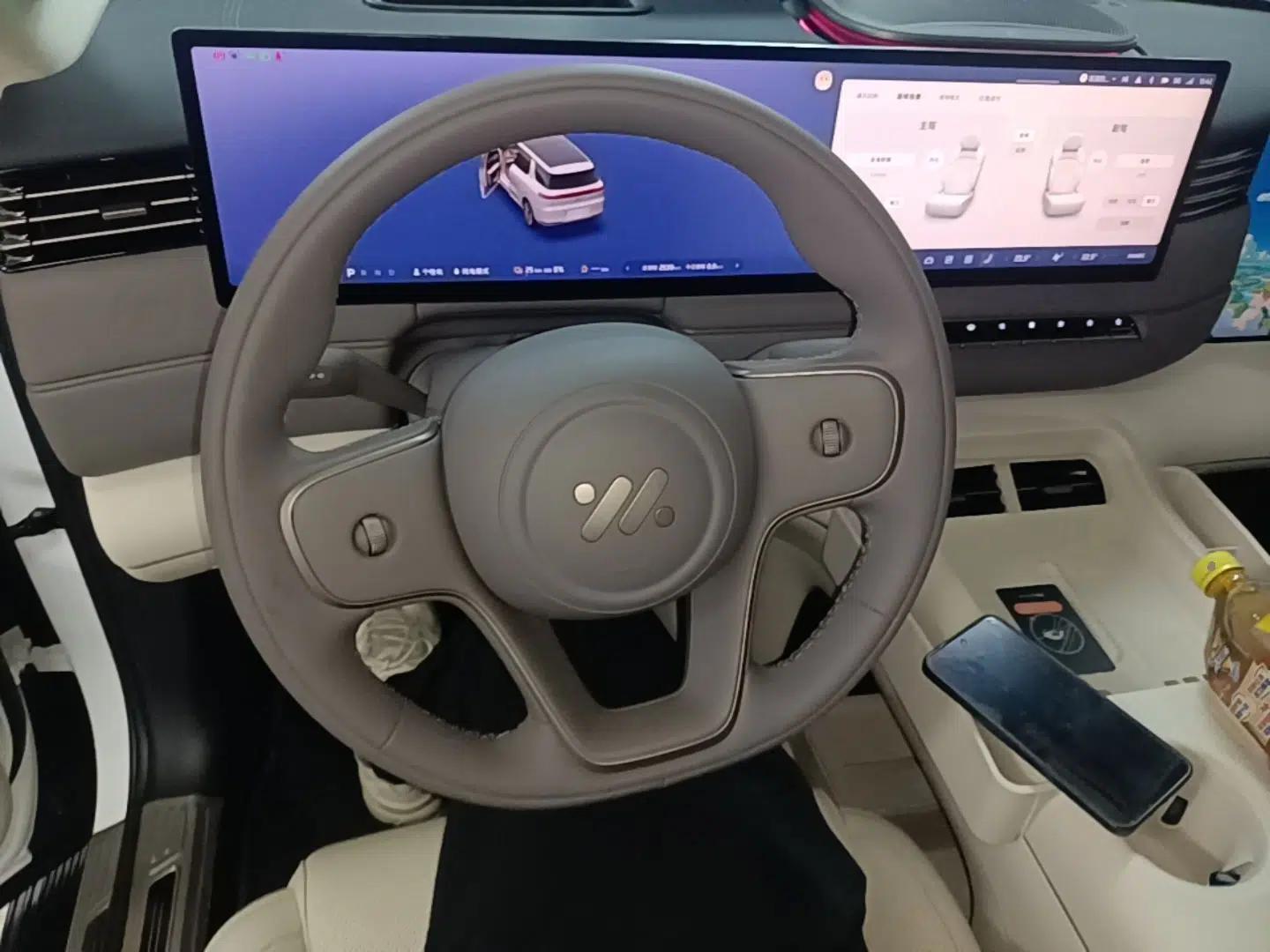 IM Zhiji LS8 2026 Model 66 Ultra Tech Flagship Five-Seat — миниатюра 18