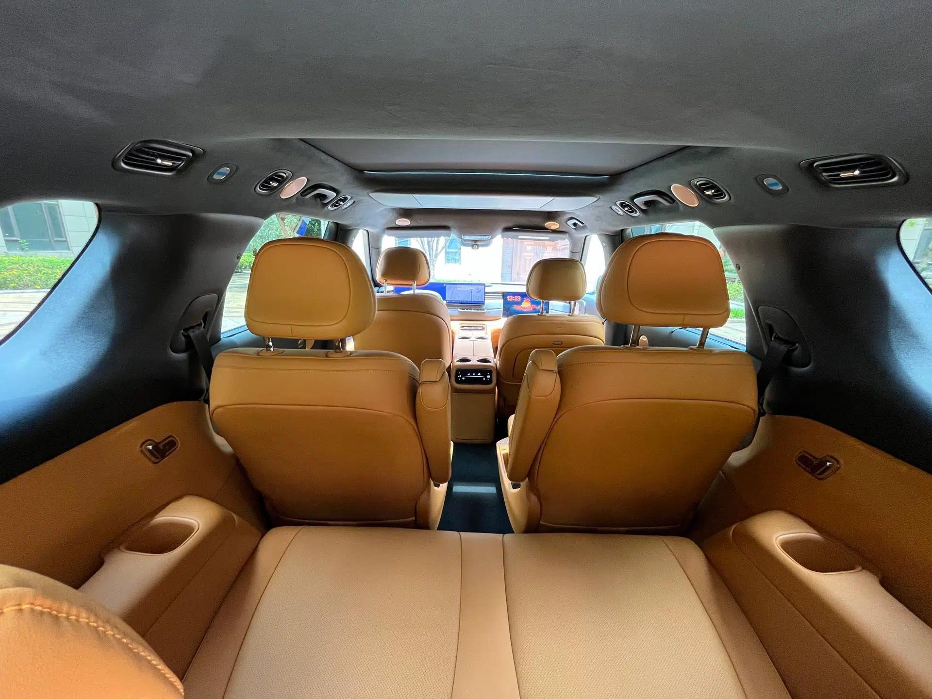IM Zhiji LS8 2026 Model 52 Max+ Luxury Six-Seat — миниатюра 41