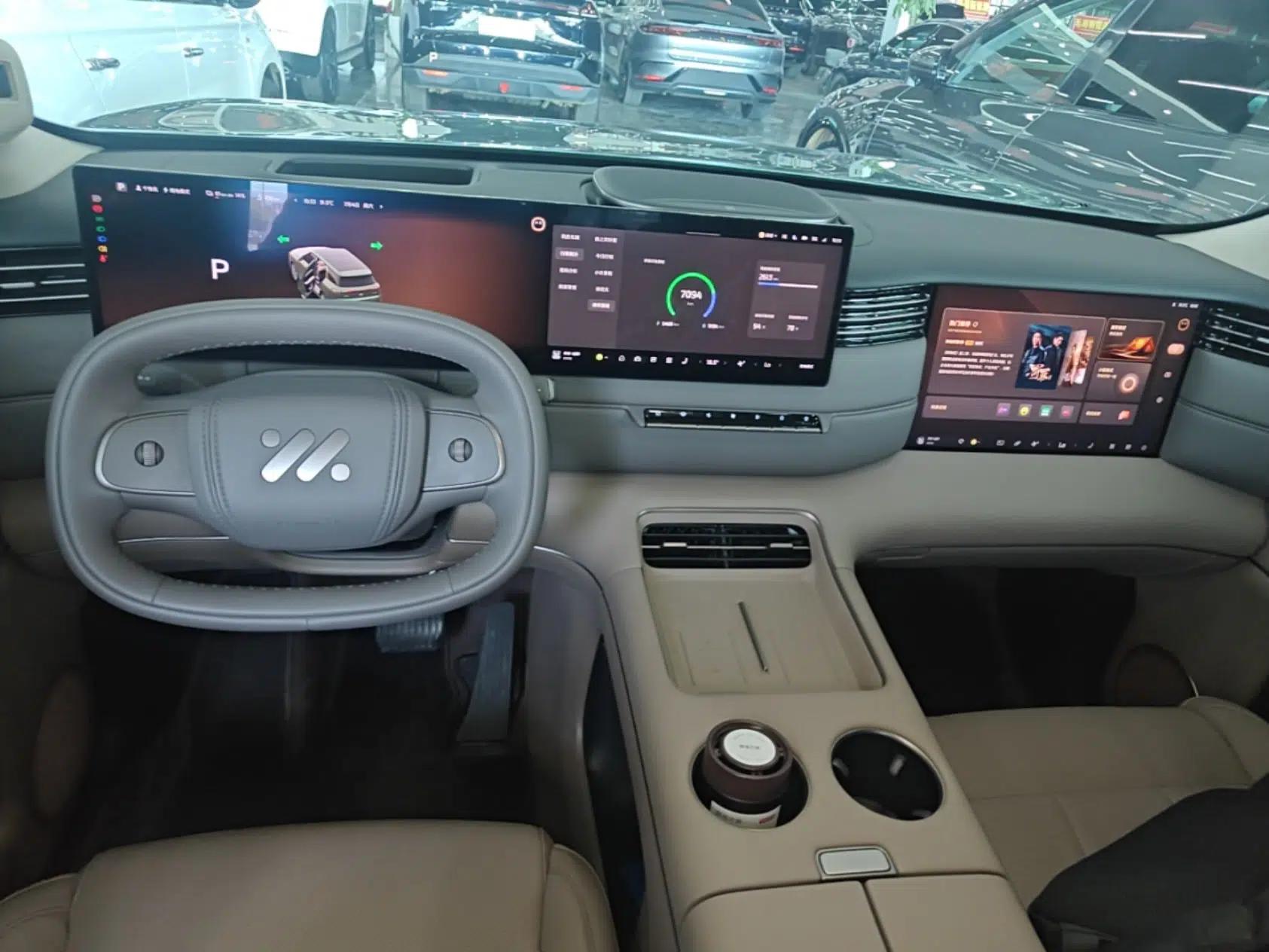 IM Zhiji LS8 2026 Model 66 Ultra Luxury Six-Seat — миниатюра 21