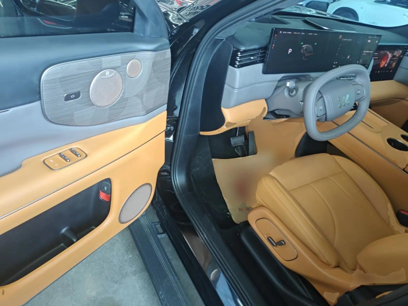 IM Zhiji LS8 2026 Model 52 Max+ Luxury Six-Seat — миниатюра 23