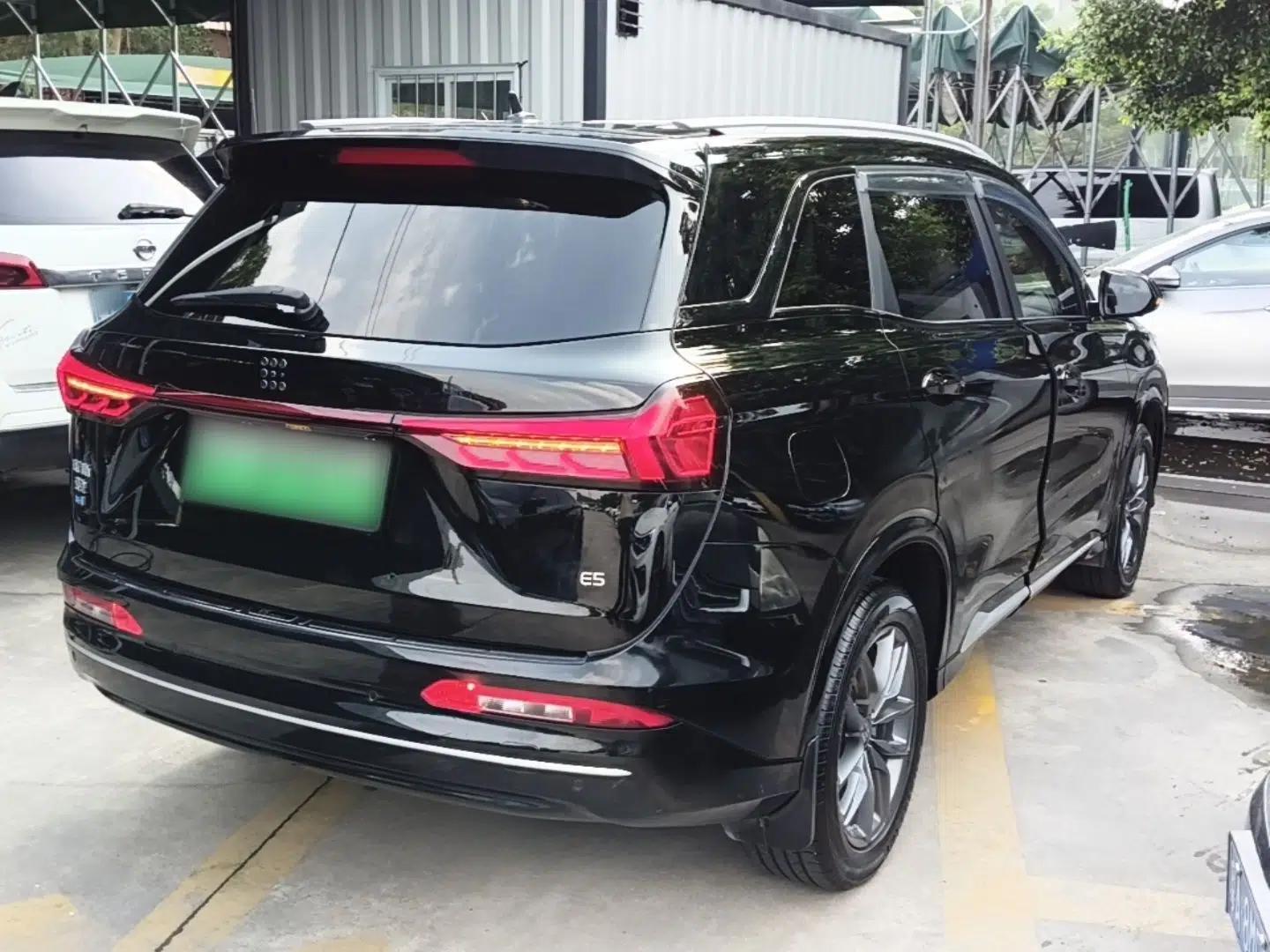 Landian E5 2024 Honor Edition 100KM Deluxe 7-Seater — миниатюра 6