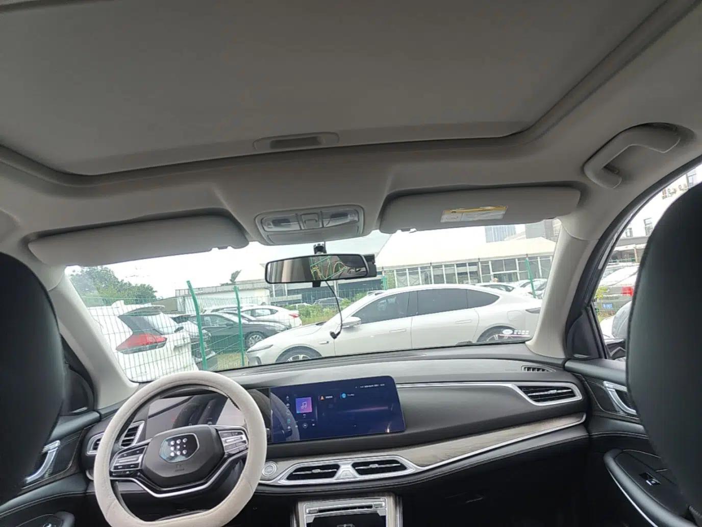 Landian E5 2023 1.5L DE-i 100KM Comfort Edition 7-Seater — миниатюра 26