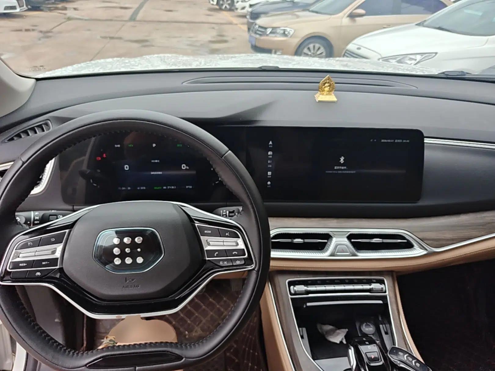 Landian E5 2024 Honor Edition 100KM Deluxe 7-Seater — миниатюра 12