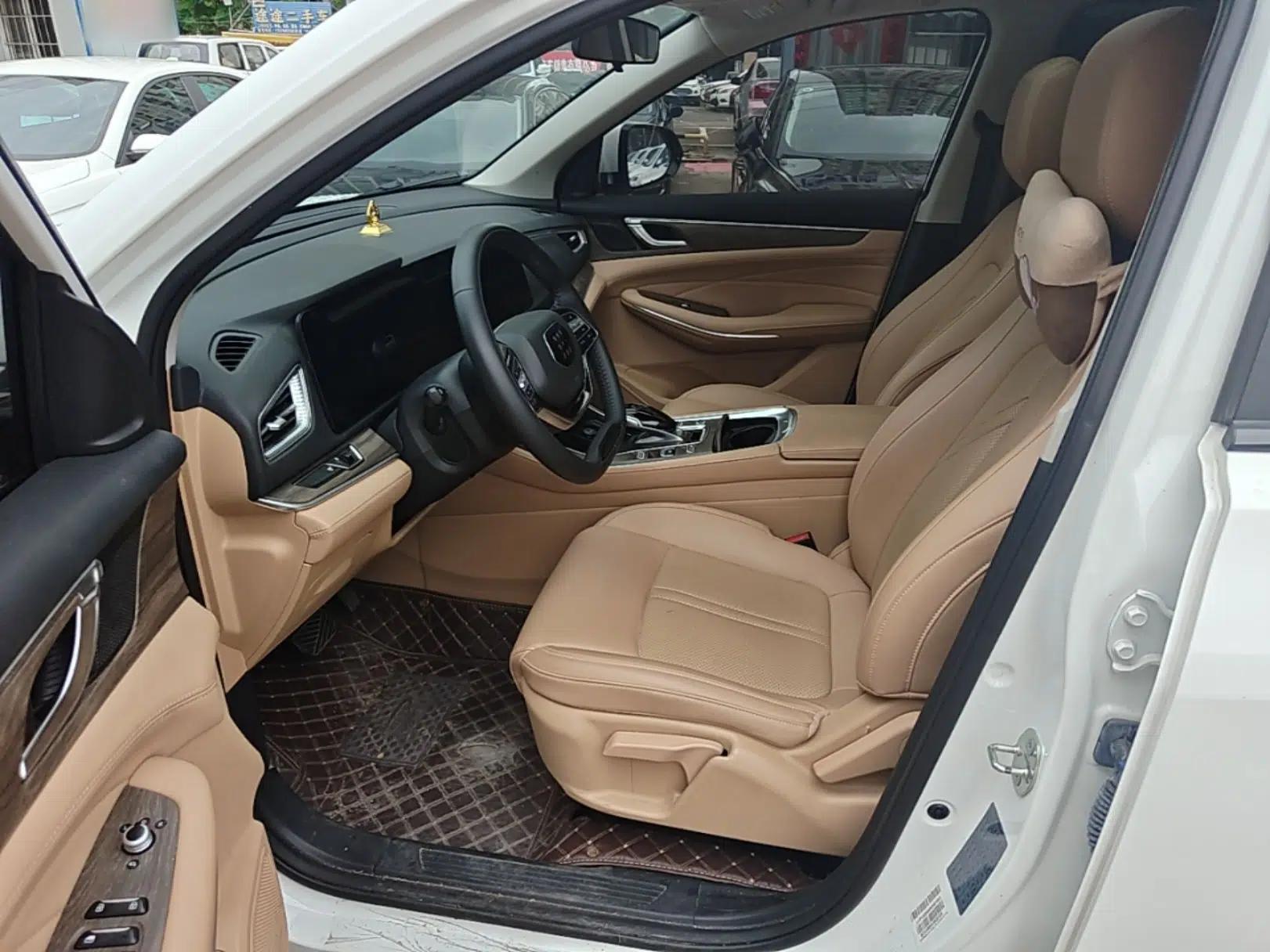 Landian E5 2024 Honor Edition 100KM Deluxe 7-Seater — миниатюра 17