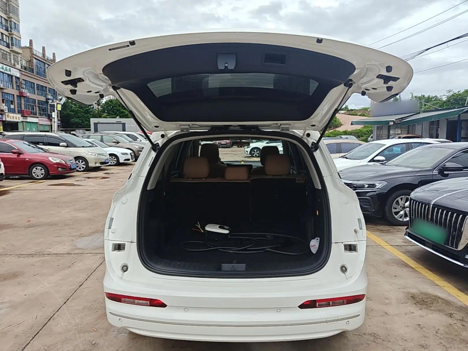 Landian E5 2024 Honor Edition 100KM Deluxe 7-Seater — миниатюра 22