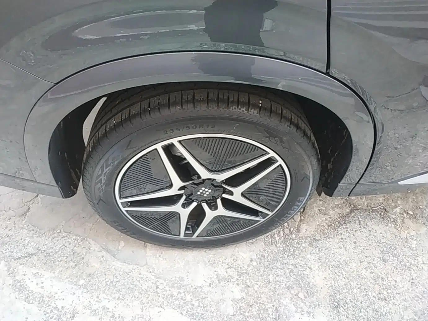 Landian E5 2023 1.5L DE-i 100KM Zhenxiang Edition 7-Seater — миниатюра 11