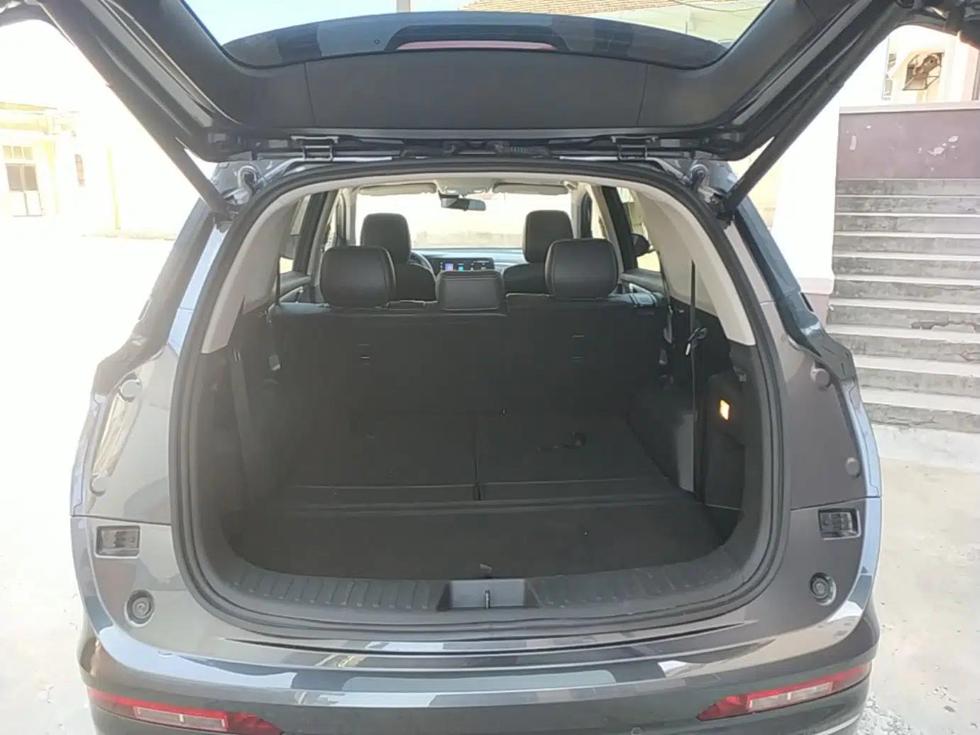 Landian E5 2023 1.5L DE-i 100KM Zhenxiang Edition 7-Seater — миниатюра 22
