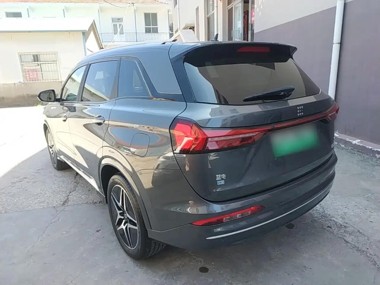 Landian E5 2023 1.5L DE-i 100KM Zhenxiang Edition 7-Seater — миниатюра 4